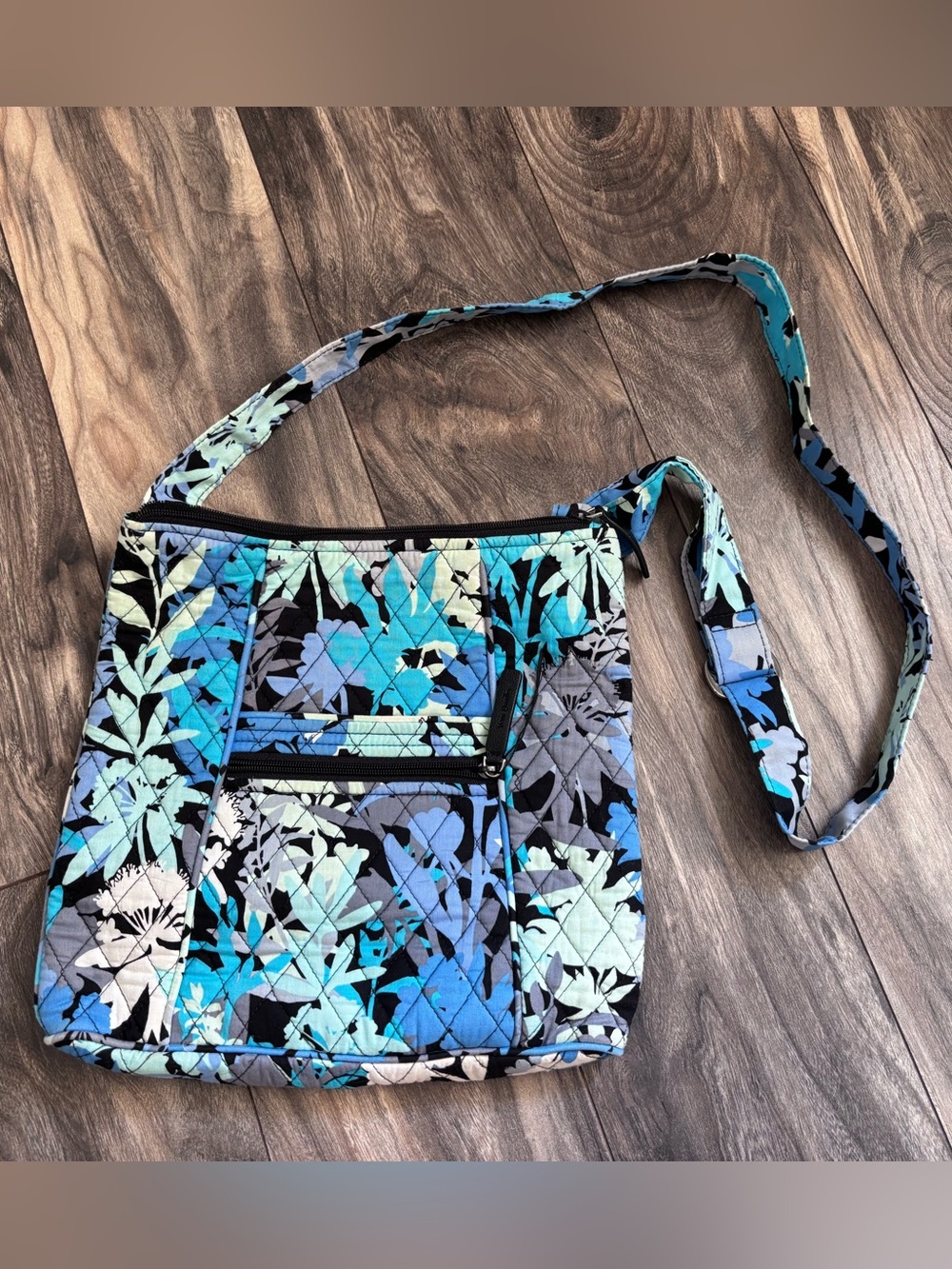 VERA BRADLEY || Bag